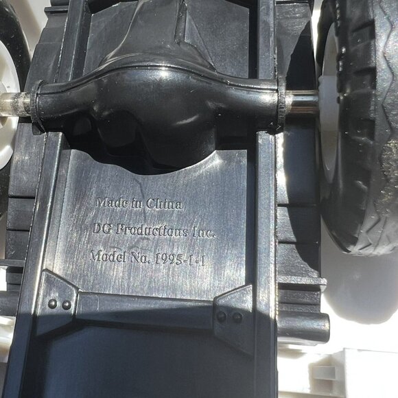 11" DG PRODUCTIONS -1995-1-1 Clearwater-Polk Electric Utility Bucket Truck - Picture 14 of 16